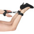 obaie Hogtie-Manschetten aus Kunstleder