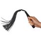 Sex & Mischief Noir Whip Flogger aus Kunstleder